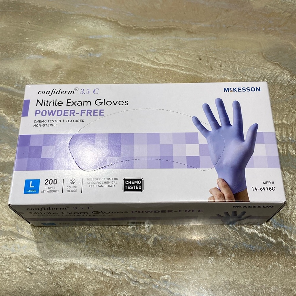 McKesson Confiderm 3.5C Powder Free Nitrile Exam Gloves, Gloves Large 200 Total